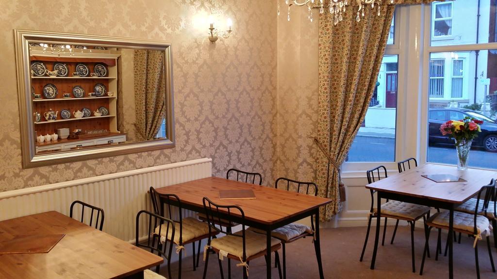 Eden House Bed and Breakfast Blackpool Buitenkant foto