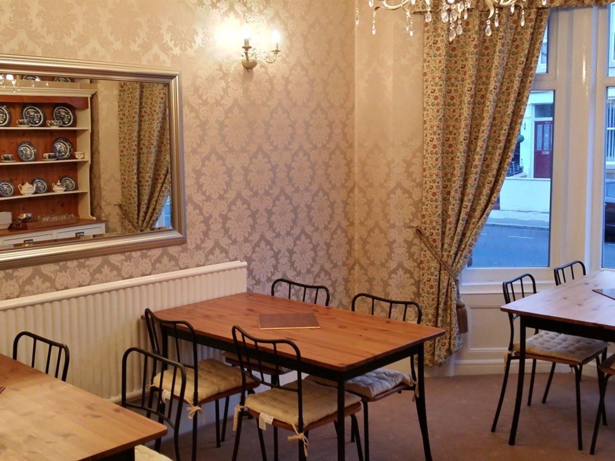 Eden House Bed and Breakfast Blackpool Buitenkant foto