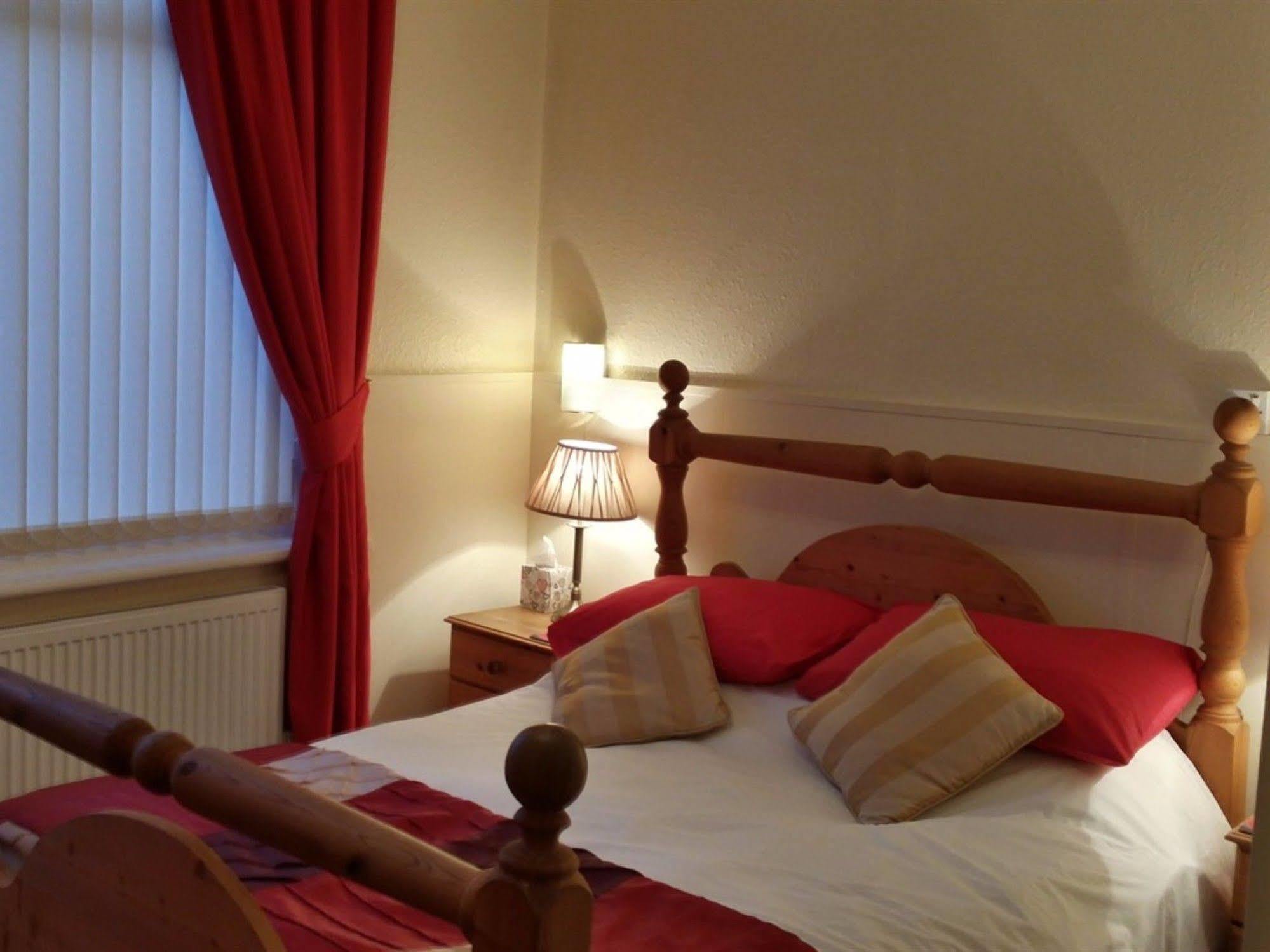 Eden House Bed and Breakfast Blackpool Buitenkant foto